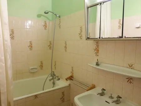 Appartement chaleureux 6 pers. au pied des pistes et des randonnées, classé 2 étoiles - Photo 5