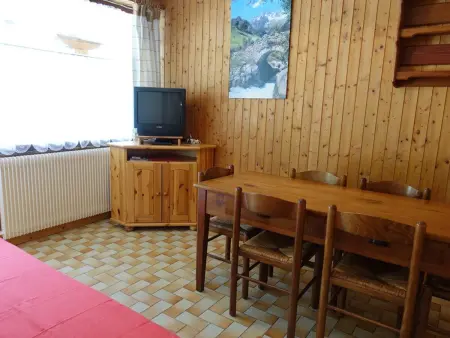 Appartement chaleureux 6 pers. au pied des pistes et des randonnées, classé 2 étoiles - Photo 10
