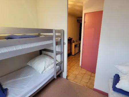 Appartement cosy 5 pers, terrasse sud, parking, proche station, animaux acceptés - Photo 4
