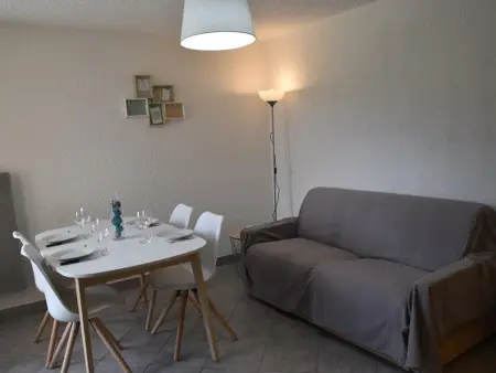 Bel appartement 2 pièces avec WIFI, parking, au pied des pistes de ski à Montgenèvre - Photo 1
