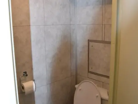 Bel appartement 2 pièces avec WIFI, parking, au pied des pistes de ski à Montgenèvre - Photo 11
