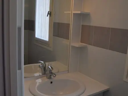 Bel appartement 2 pièces avec WIFI, parking, au pied des pistes de ski à Montgenèvre - Photo 13