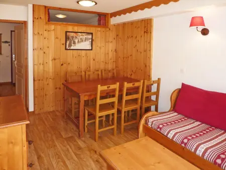 Les Orres 1800: appart 6 pers, pisc chauffée, sauna, départ skis aux pieds - Photo 3