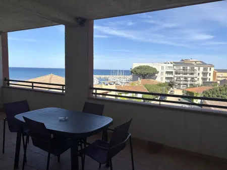 Appartement 3*** à Sari-Solenzara avec piscine et climatisation, proche plage et commerces - Photo 2
