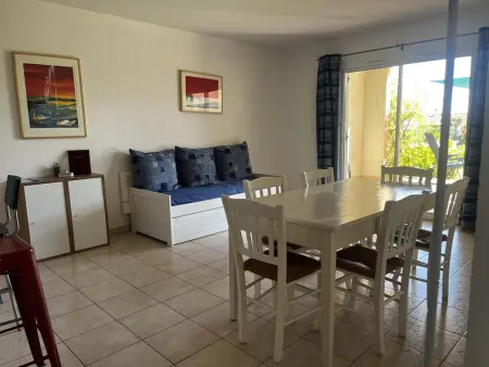 Bel appartement 3* avec piscine, jardin privé, idéalement situé près du port et des commerces - Photo 6