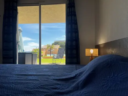 Bel appartement 3* avec piscine, jardin privé, idéalement situé près du port et des commerces - Photo 11