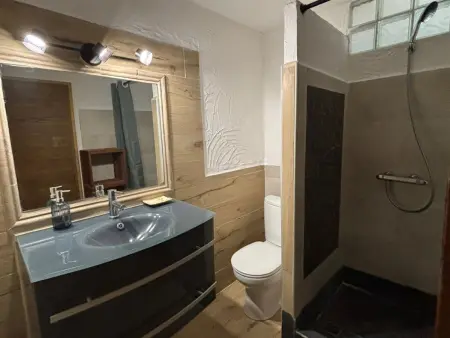 Appartement F4 avec piscine en résidence près de Porto-Vecchio - Photo 15