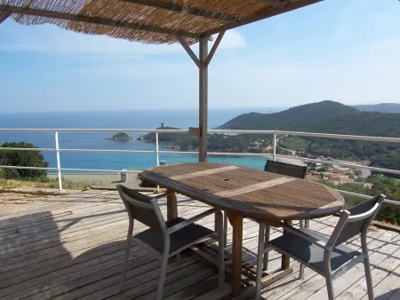 Appartement F3 avec Piscine et Vue Mer à Fautéa - Photo 3