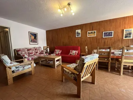 Appartement au cœur de Vars Les Claux, 3 pièces, 8 couchages, proche des pistes et commerces - Photo 2