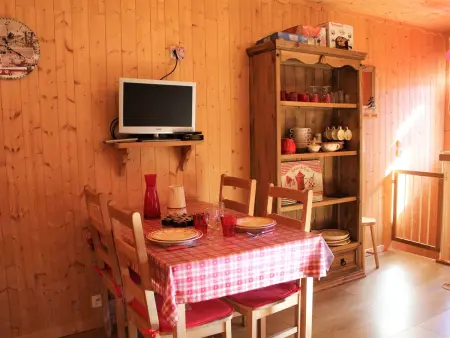 Charmant studio à Vars Les Claux, proche commodités et pistes, balcon en rez-de-chaussée - Photo 3