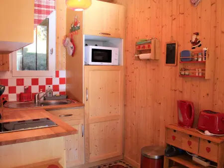 Charmant studio à Vars Les Claux, proche commodités et pistes, balcon en rez-de-chaussée - Photo 6