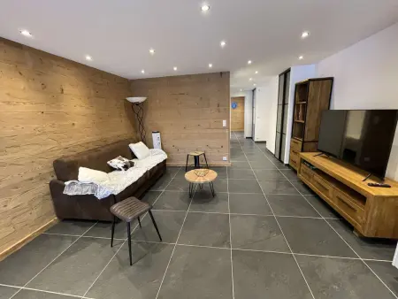 Appartement 3 pièces cabine 8 pers, cœur de Vars Les Claux, proche pistes et commerces - Photo 2