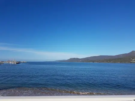 Appartement en Front de Mer avec Parking et WIFI - Photo 15