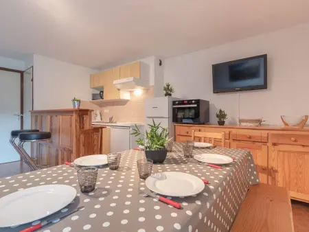 Appartement Triplex à Saint-Lary, 4 chambres, 9 pers, balcon, parking, WiFi optionnel - Photo 4