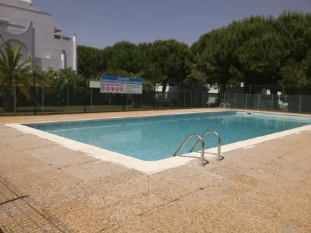 Superbe 3P avec grande terrasse, piscine, proche plage et commerces au Grau-du-Roi - Photo 13