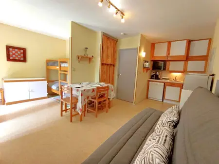 T2 Cabine avec Balcon au Cœur des Thermes - 6 Pers, Parking, Proche Télécabines, Équipé Tout Confort - Photo 2