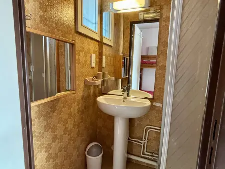 Appartement T2 avec Piscine, Proche Plage et Commerces, Parking Inclus - Argelès-sur-Mer - Photo 13