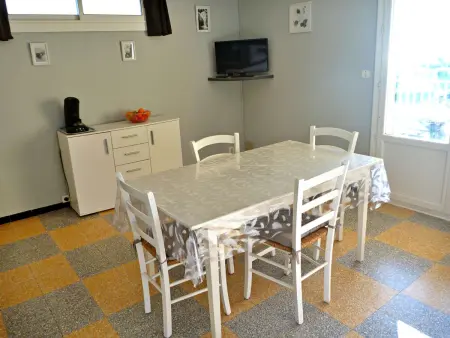 Appartement à 2 pas de la plage avec terrasse et parking - Photo 2