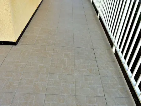 Appartement à 2 pas de la plage avec terrasse et parking - Photo 11