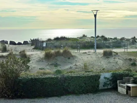 Appartement à 2 pas de la plage avec terrasse et parking - Photo 12