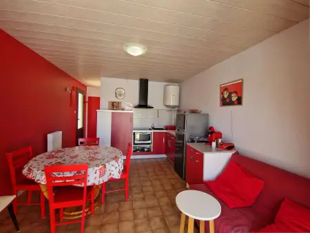 Appartement 6 pers, terrasse, à 2 pas de plage et commerces, parking, option Internet - Photo 1