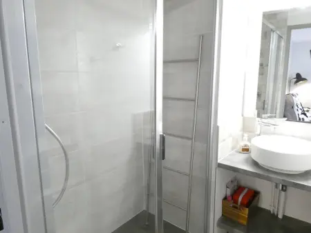 Appartement T3 à Vignec - 6 personnes, balcon, WIFI, parking, casier à ski, 3 étoiles 🌟 - Photo 9