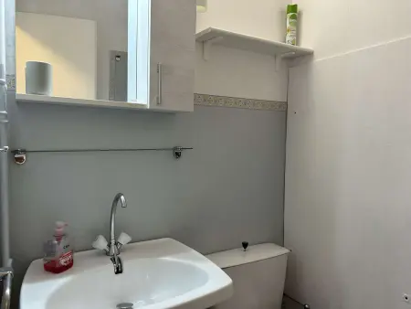 Confortable studio 2 pers. à Montgenèvre, balcon ouest, bien équipé, parking, options WiFi et linge - Photo 17