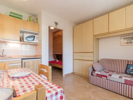 Charmant studio Montgenèvre, 3 pers, balcon sud, proche pistes - Photo 2