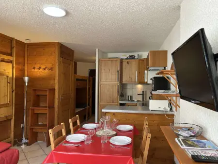 Studio modernisé PMR, balcon sud 4 pers - Montgenèvre - Photo 13