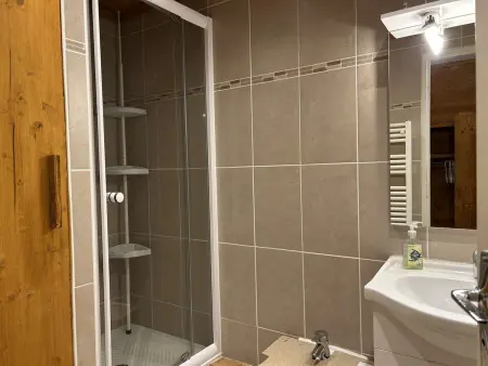 Studio modernisé PMR, balcon sud 4 pers - Montgenèvre - Photo 16