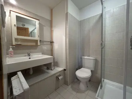 Montgenèvre - Studio 4 pers. à 50m des pistes, parking, lumineux, wifi possible - Photo 6
