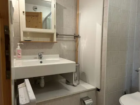 Montgenèvre - Studio 4 pers. à 50m des pistes, parking, lumineux, wifi possible - Photo 7