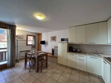 Montgenèvre - Studio 4 pers. à 50m des pistes, parking, lumineux, wifi possible - Photo 9