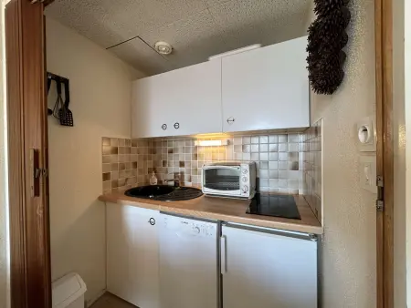 Studio montagne 4 pers. avec balcon, pistes à 100m, parking, local à skis - Montgenèvre - Photo 2