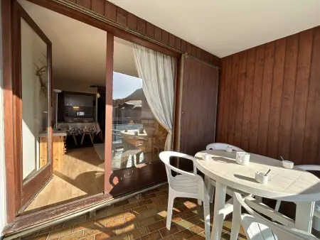 Studio montagne 4 pers. avec balcon, pistes à 100m, parking, local à skis - Montgenèvre - Photo 9