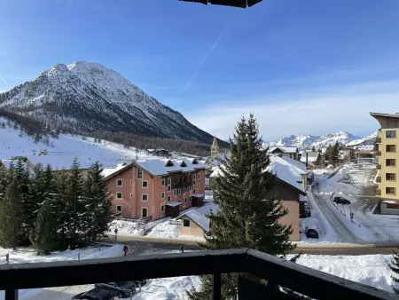 Studio rénové au centre de Montgenèvre, balcon, parking, idéal 2 pers, proche pistes - Photo 13