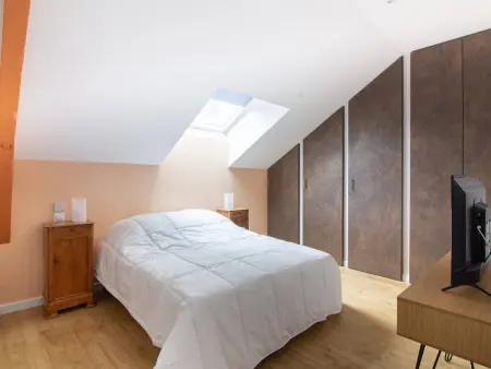 Duplex rénové 2 chambres avec wifi, cuisine équipée et local ski, en centre-ville de Cauterets - Photo 2