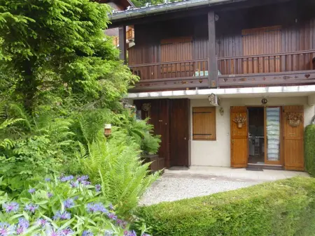 T2 cosy avec terrasse à Arêches pour 4 pers, proche pistes et navette - Photo 1