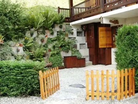 T2 cosy avec terrasse à Arêches pour 4 pers, proche pistes et navette - Photo 13