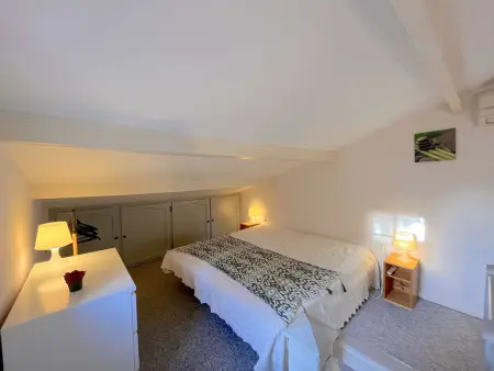 Studio Mezzanine avec Jardin Privatif, Parking et Clim - Saint-Raphaël - Photo 8