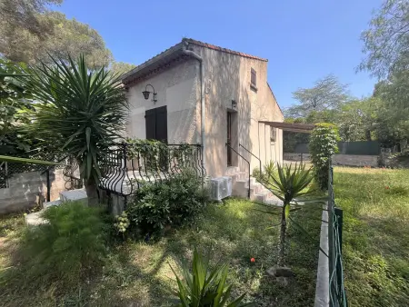 Studio Mezzanine avec Jardin Privatif, Parking et Clim - Saint-Raphaël - Photo 11