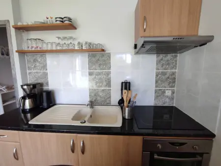 Appartement rénové, calme 300m plage, avec parking et balcon – Beg Meil, Fouesnant - Photo 16