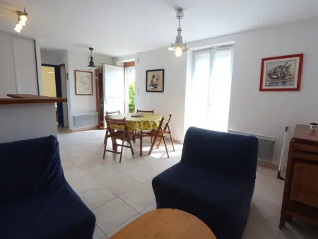 Appartement avec jardin proche plage et port, 2 chambres, parking privé, équipements complets - Photo 3