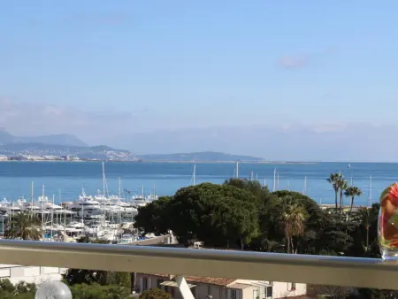 Appartement 2P, 4 couchages, climatisé avec parking à Villeneuve-Loubet Plage - Photo 1