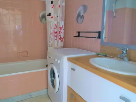 Appartement 4 pers au centre de Trégastel, proche plages et commerces - Photo 4