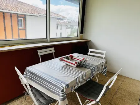 Confortable T2 à Cambo-Les-Bains avec Terrasse et Parking - Photo 13