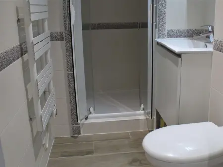 Studio rénové, mezzanine, 6 pers, balcon, proche téléski - Photo 11