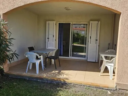 Studio climatisé avec piscine, à 150m de la plage et proche port et commerces - Sari-Solenzara - Photo 9