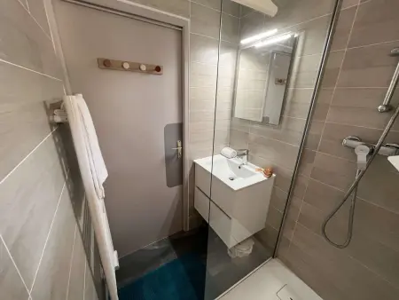 Appartement 2 pièces avec terrasse, piscine, parking privé et proche plage à Saint-Aygulf - Photo 6