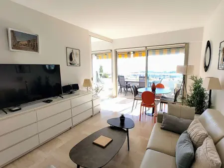 Appartement Moderne 4 Pers avec Clim et Parking, Villeneuve-Loubet Plage - Photo 3